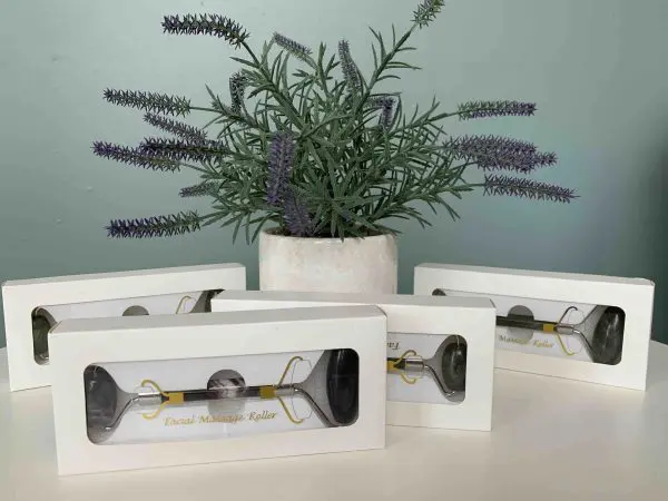 <a href="https://www.thefloatspa.co.uk/product/crystal-face-roller/">Crystal Face Roller</a> - Image 3