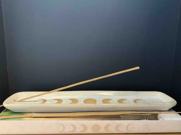 <a href="https://www.thefloatspa.co.uk/product/Moon-phase-insence-holder/">Moon Phase Incense Holder</a> - Image 2