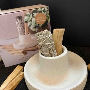 <a href="https://www.thefloatspa.co.uk/product/Ceramic-smudge-Holder/">Ceramic Smudging Holder</a>